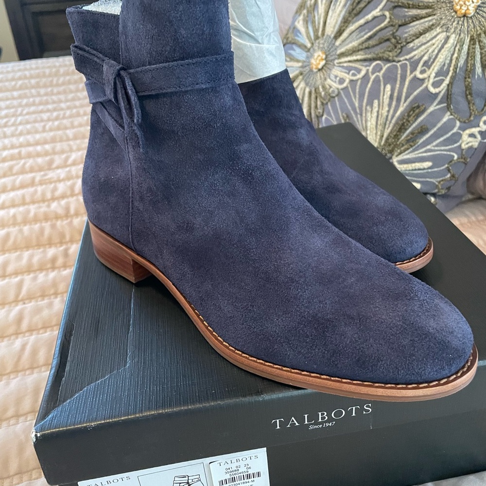 Talbots Women’s Navy Suede Boots